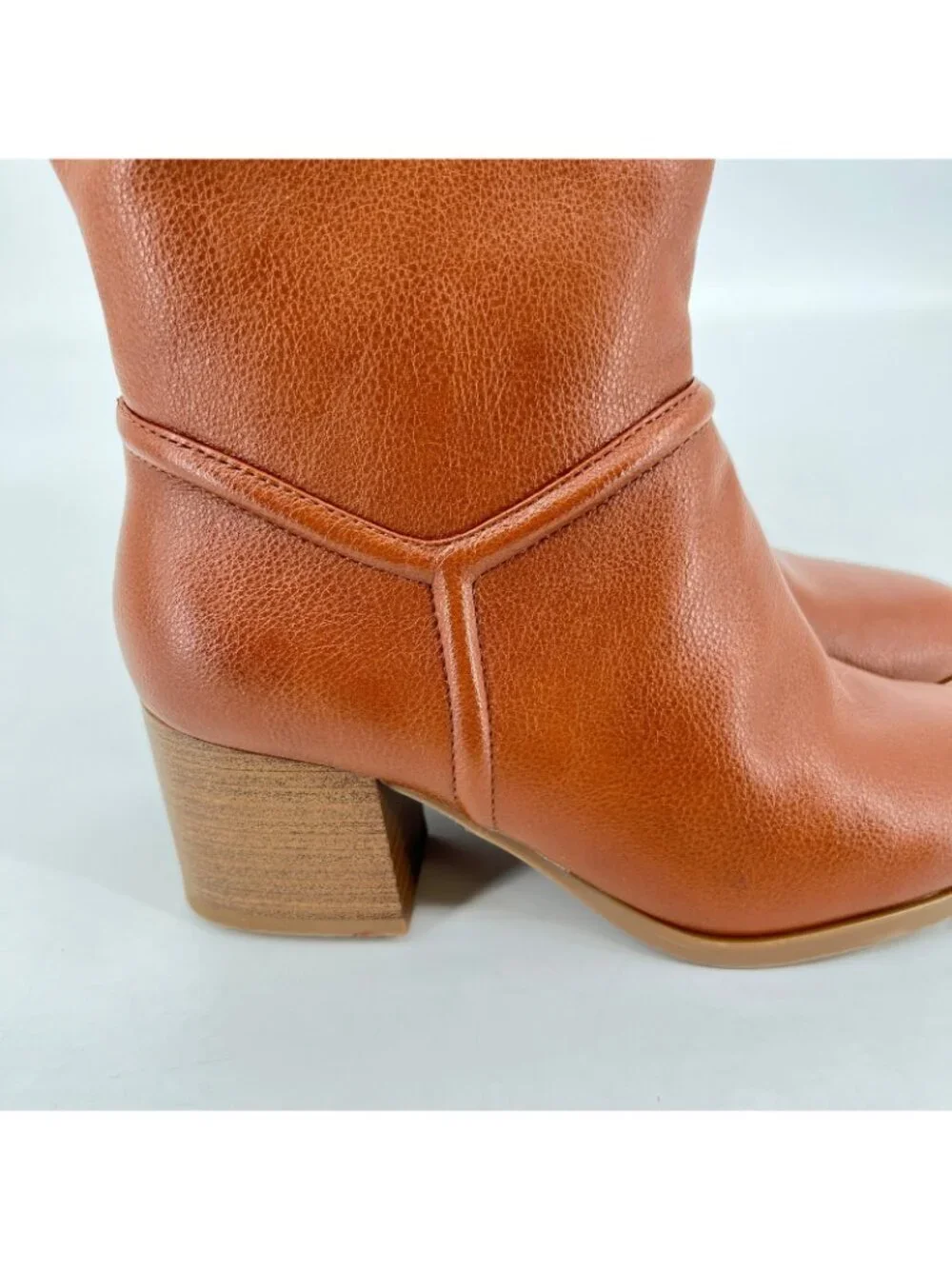 Baretraps Thalia Knee High Boots Brown Size 6M Faux Leather Zipper Block Heel